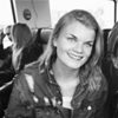 Nynke  zoekt een Huurwoning / Kamer / Appartement / Studio in Groningen