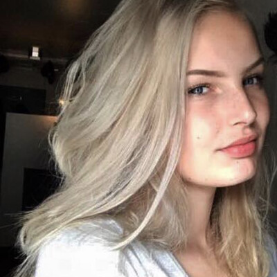 Adriana zoekt een Huurwoning / Kamer / Appartement / Studio / Woonboot in Groningen